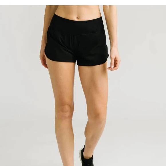 Zyia Black Trainer Shorts - Picture 1 of 7